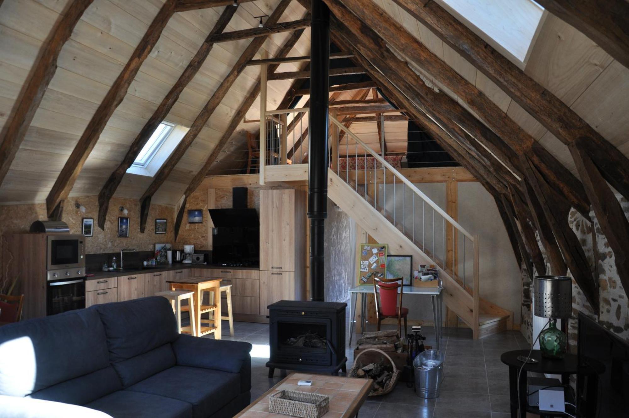 Gite Le Couderc De Coubisou, Grange Renovee Exterior photo